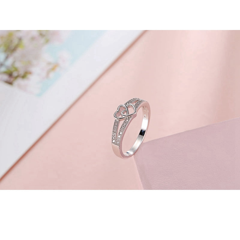 ichelona™ Hearts Ring