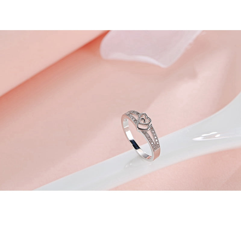 ichelona™ Hearts Ring