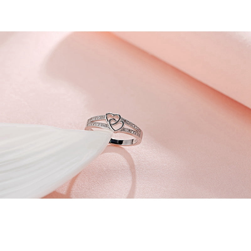 ichelona™ Hearts Ring